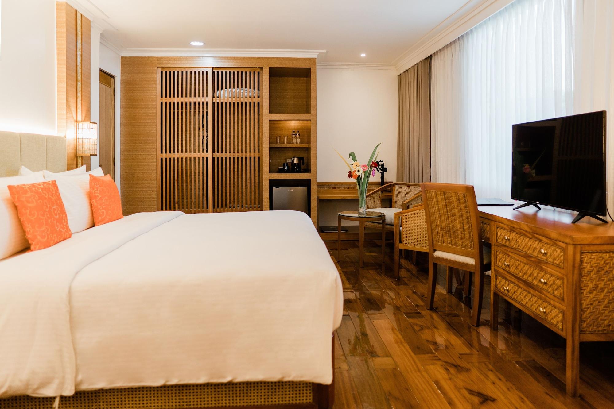 The Legend Palawan Hotel Puerto Princesa Bagian luar foto