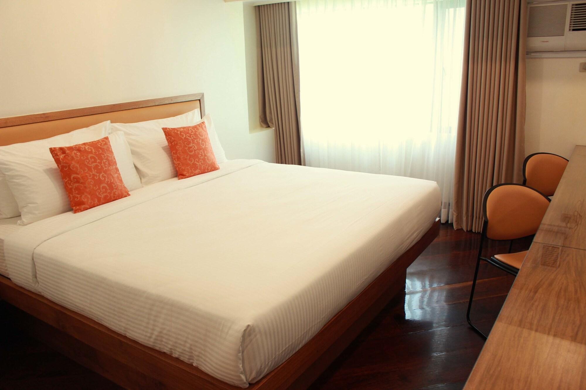 The Legend Palawan Hotel Puerto Princesa Bagian luar foto