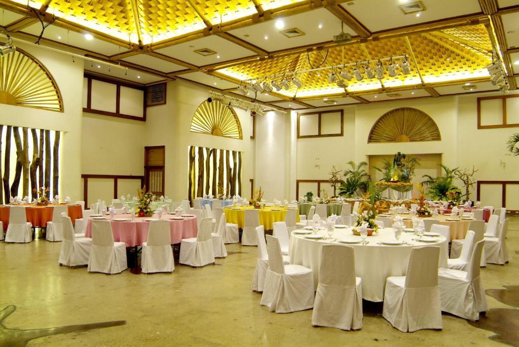 The Legend Palawan Hotel Puerto Princesa Bagian luar foto